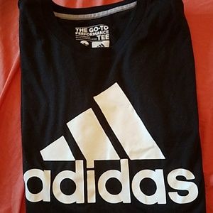 Adidas t shirt